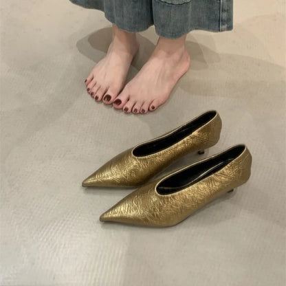 2025 Autumn New Commuter Wind Flat Heel Shallow Mouth Pointed Toe Single Shoes Women&