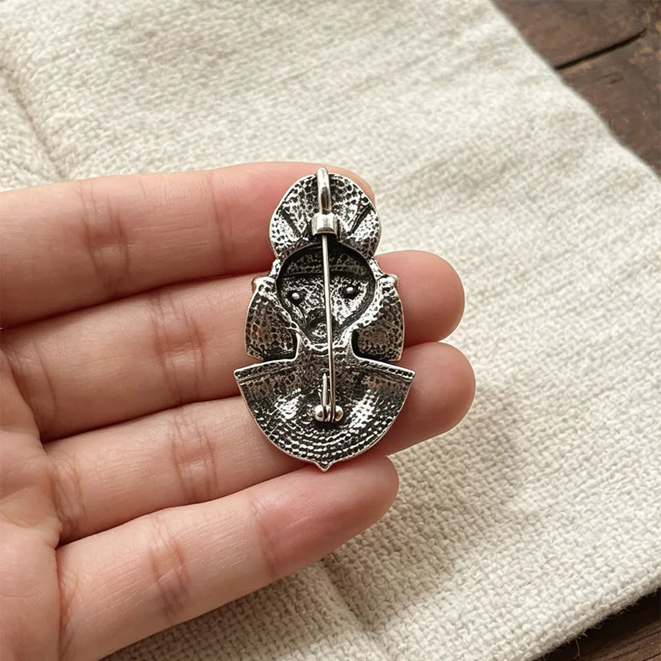 Medieval Halloween Bastet Cosplay Prop Brooch Lapel Pin Aged Finish Vintage Egyptian For Carnival Party Adult Unisex Gift