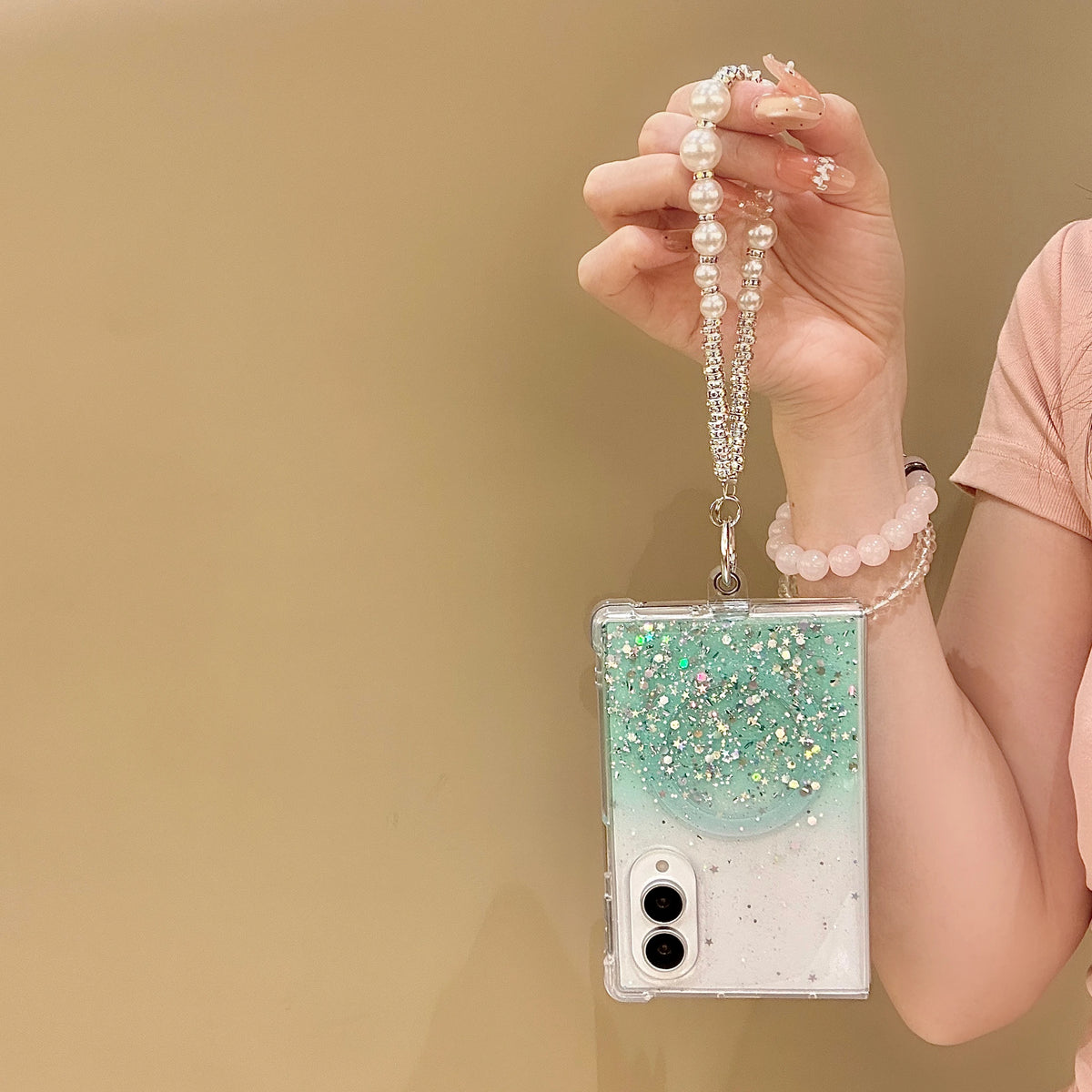 Luxury Gradient Glitter Sequins Pearl Wristband Bracelet Phone Case For Samsung Galaxy Z Fold 8 Wireless Charge Anti-slip Case